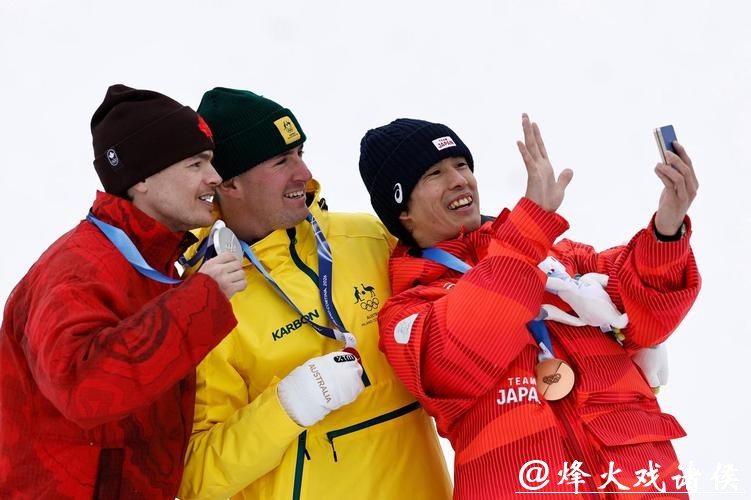 库珀·伍兹获冬奥会自由式滑雪男子雪上技巧冠军
