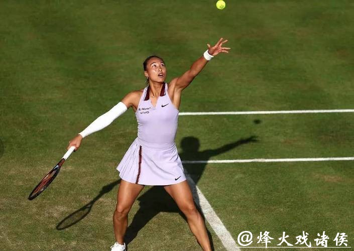 WTA多哈站:郑钦文战胜帕克斯晋级16强将战莱巴金娜 WTA多哈站:郑钦文战胜帕克斯晋级16强将战莱巴金娜