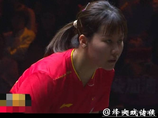 朱雨玲4-2战胜陈幸同 晋级十五运会女单四强